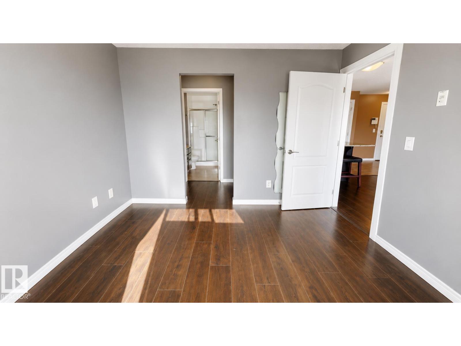 #217 273 CHARLOTTE WY - 8