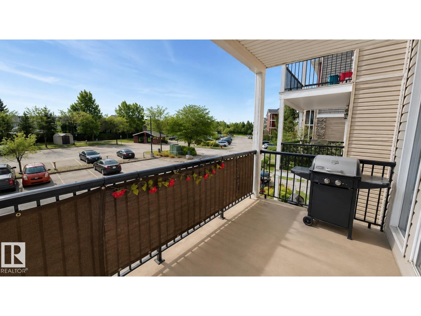 #217 273 CHARLOTTE WY - 16