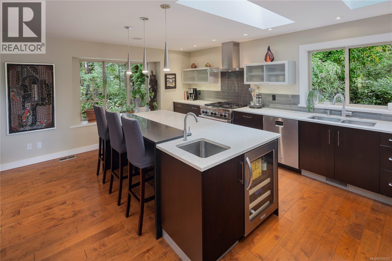 929 Matticks Wood Lane - 9