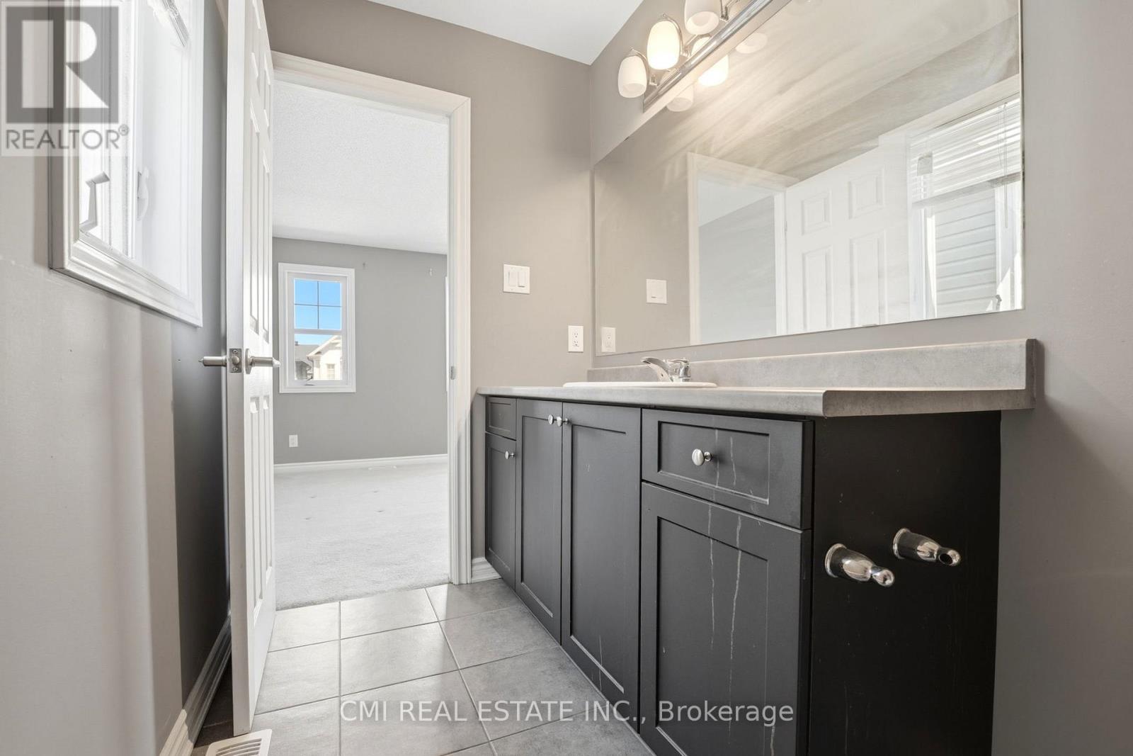325 SWEETCLOVER WAY - 33