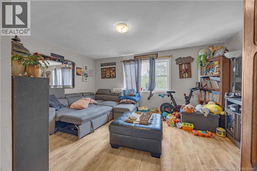 61 Bates Lake Road - 14