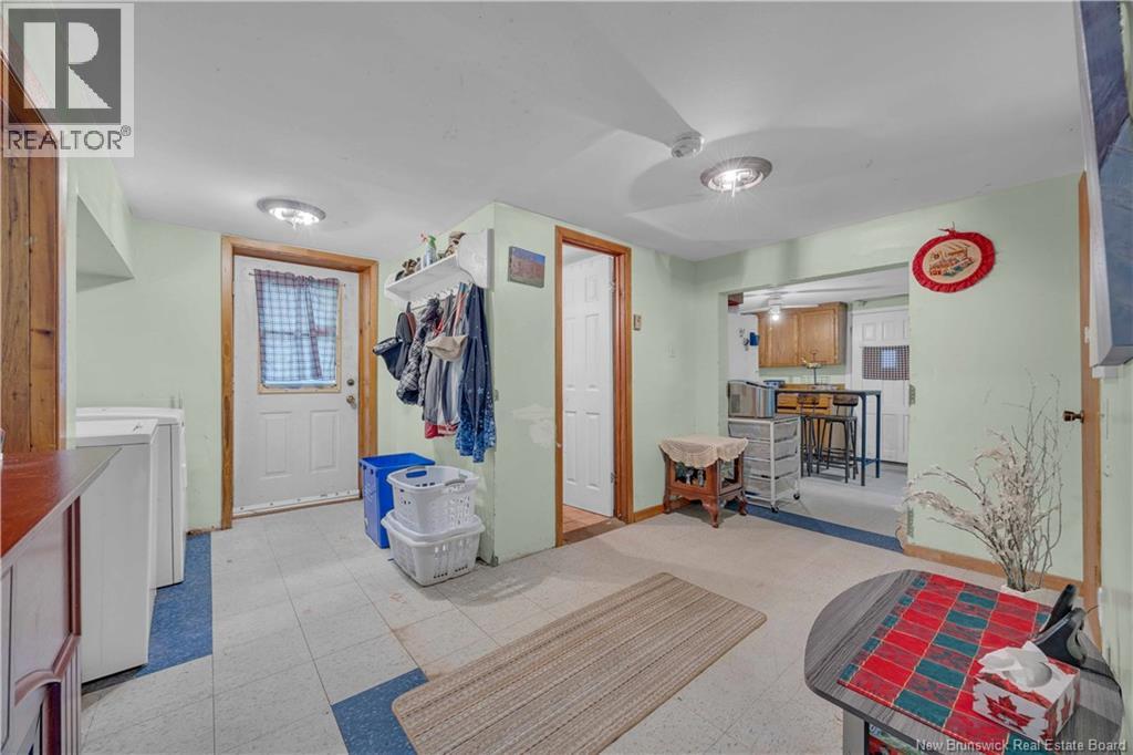 61 Bates Lake Road - 21