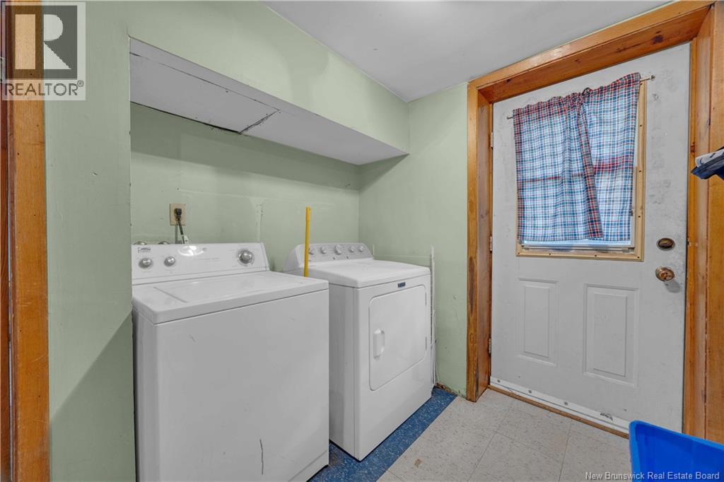 61 Bates Lake Road - 23