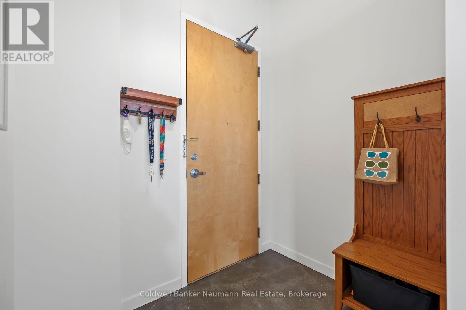 #308 404 KING STREET W - 3