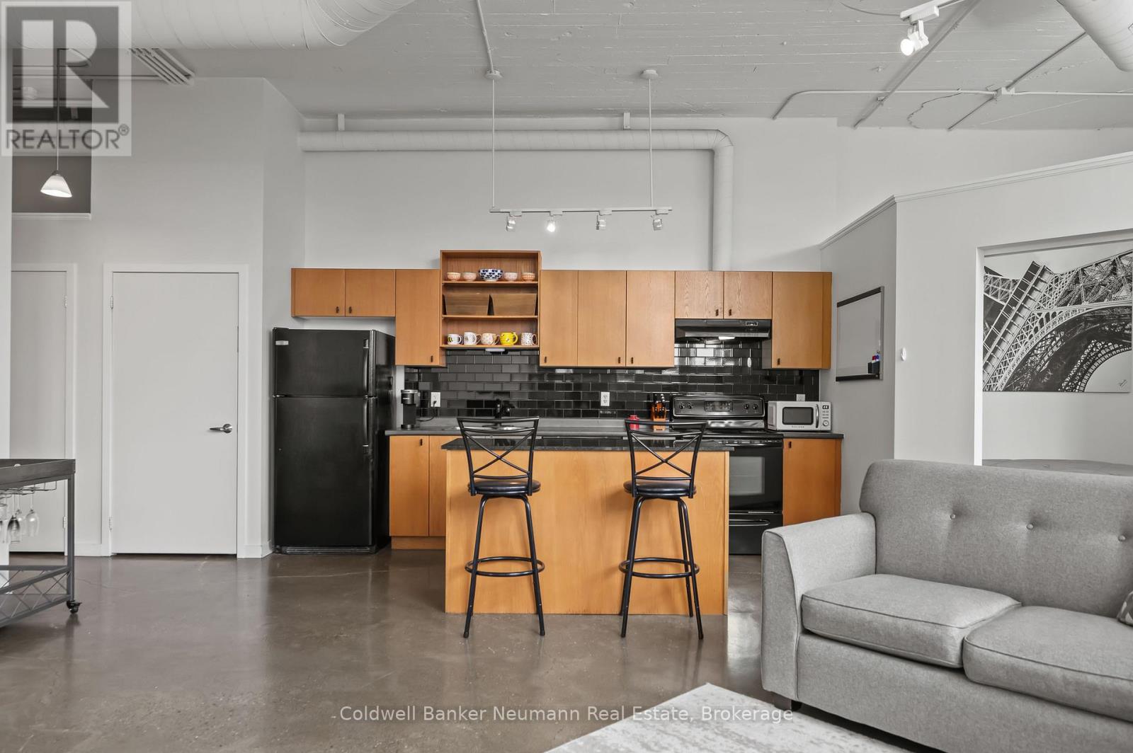 #308 404 KING STREET W - 8