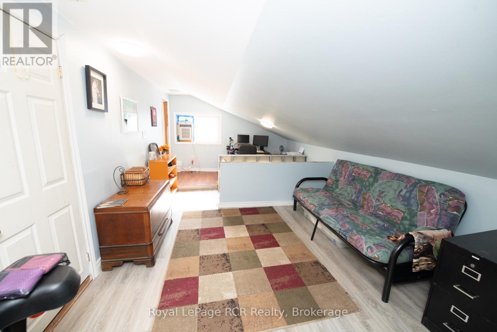 430 QUEEN STREET WEST STREET W - 13