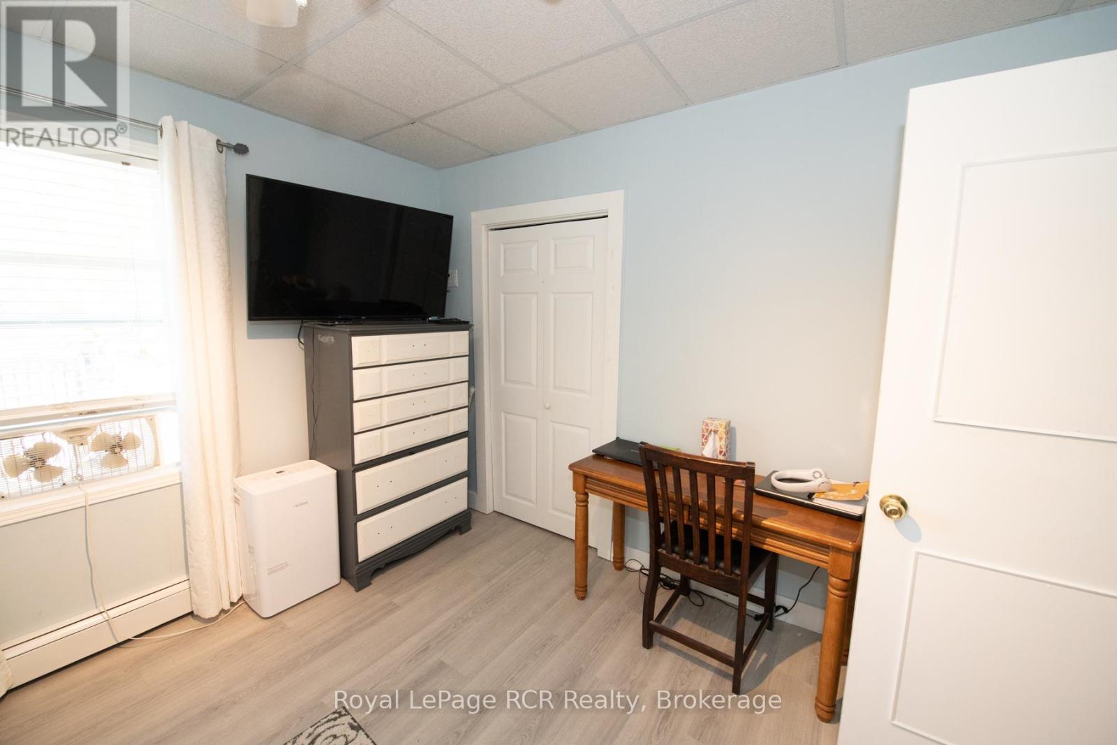 430 QUEEN STREET WEST STREET W - Image 3