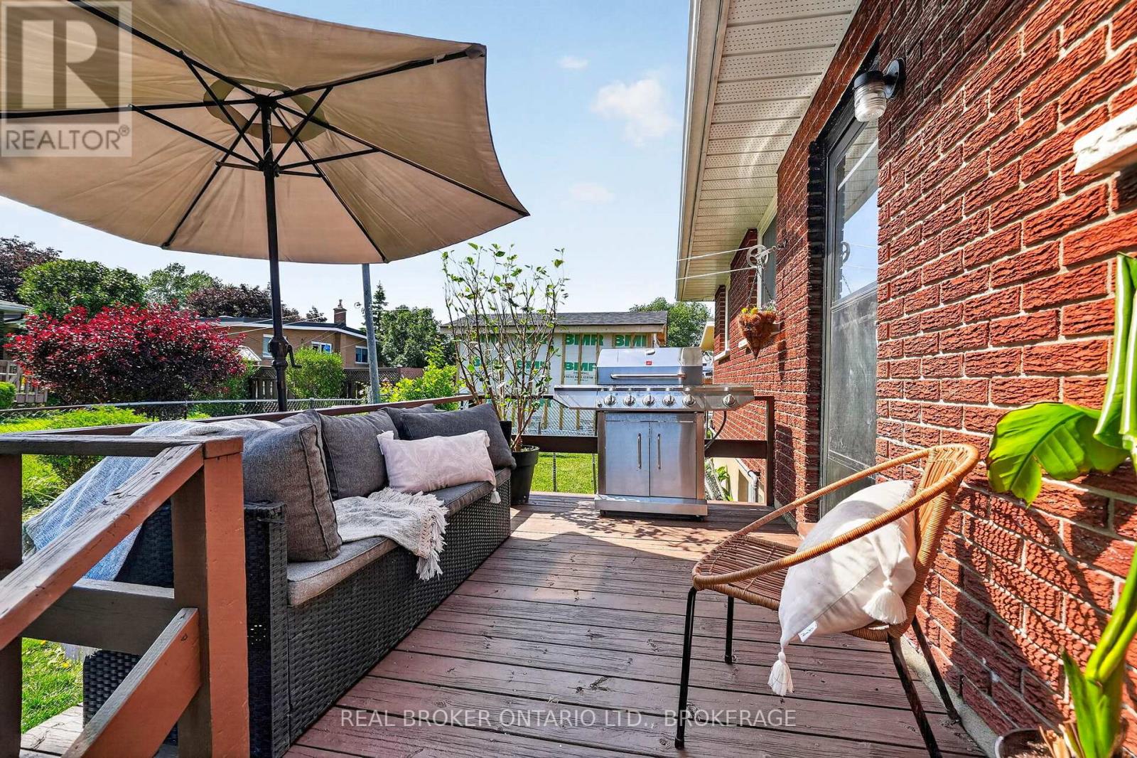 821 HALDIMAND CRESCENT - 34