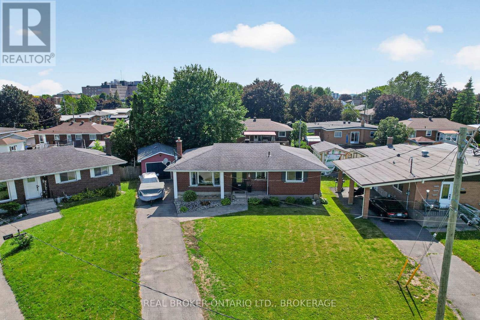 821 HALDIMAND CRESCENT - 36