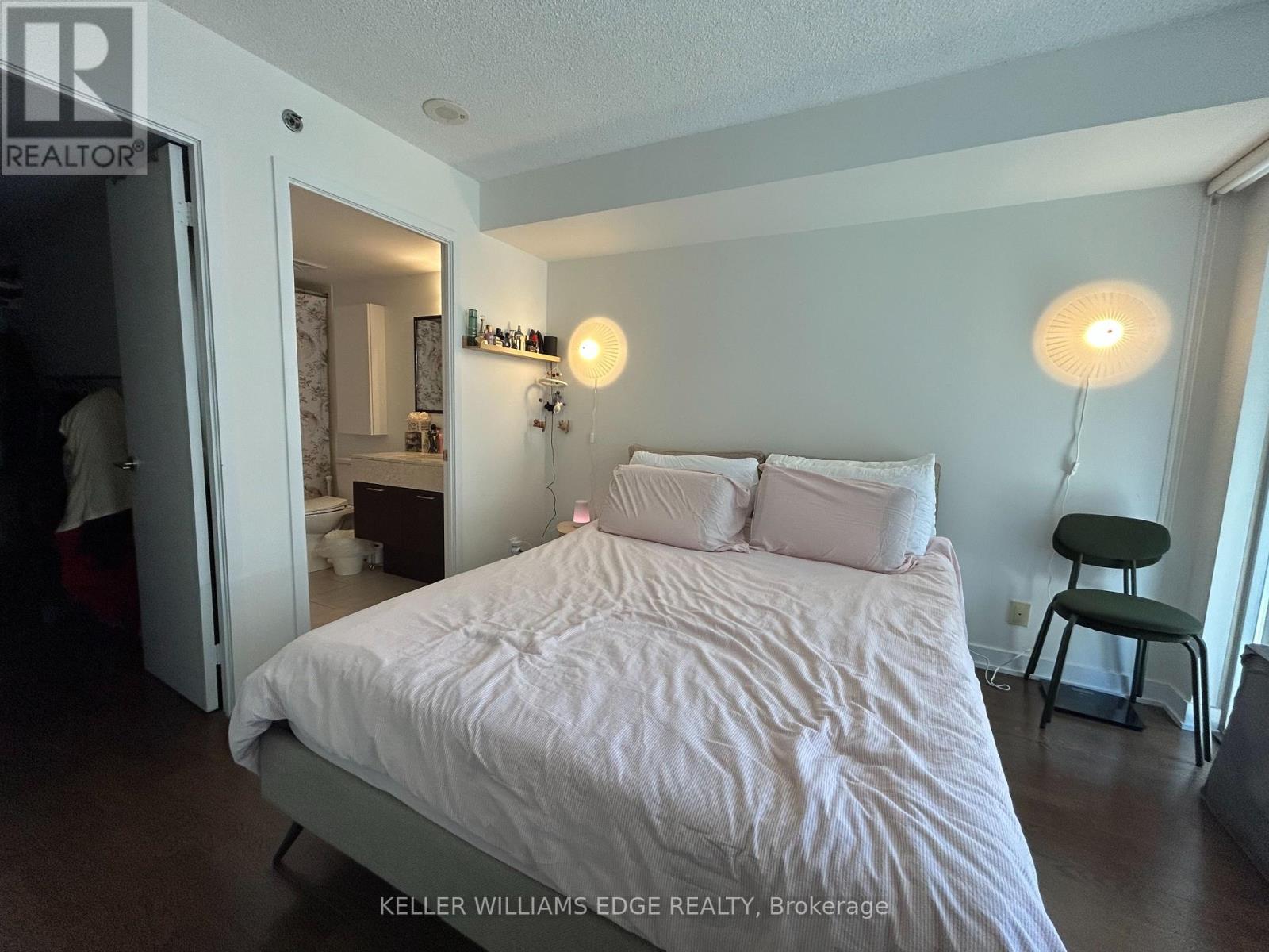 #331 21 NELSON STREET - 11