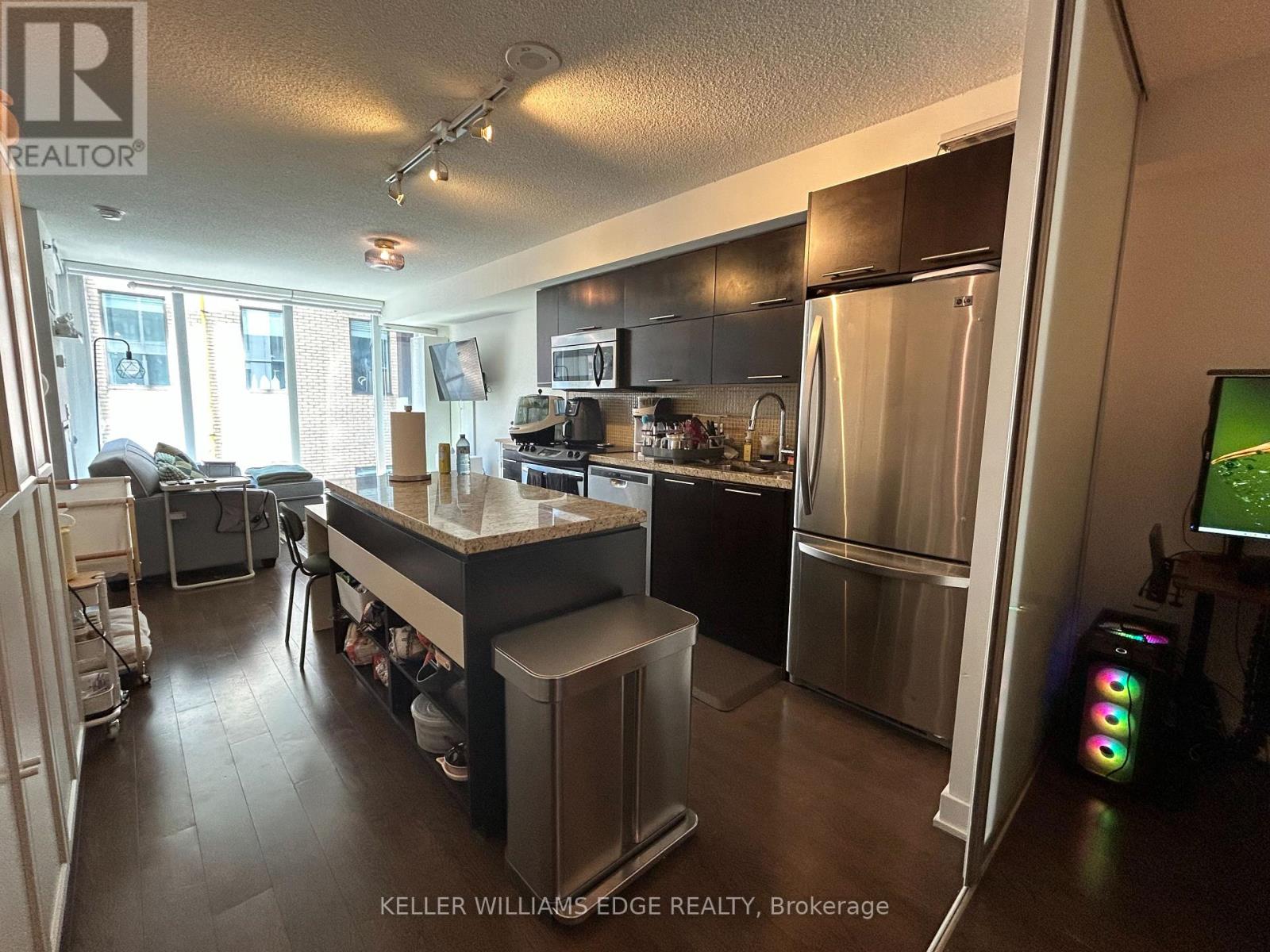 #331 21 NELSON STREET - 9