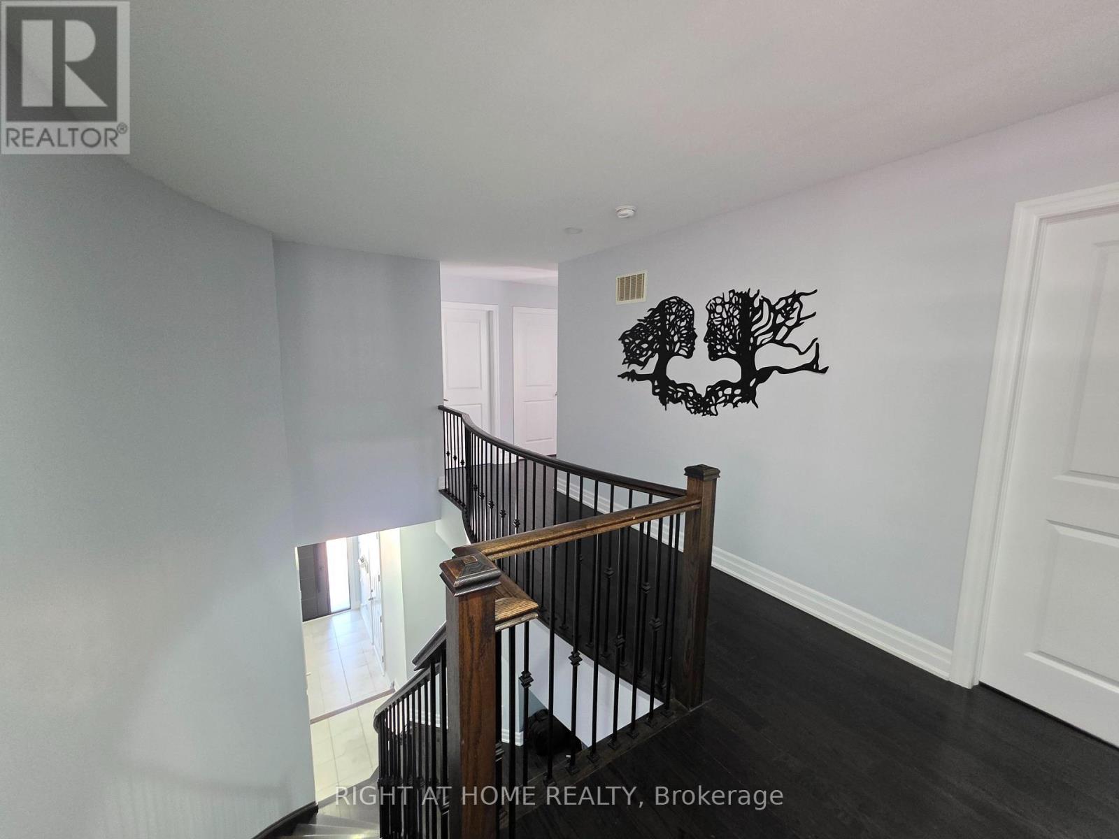 24 WELLS ORCHARD CRESCENT - 17