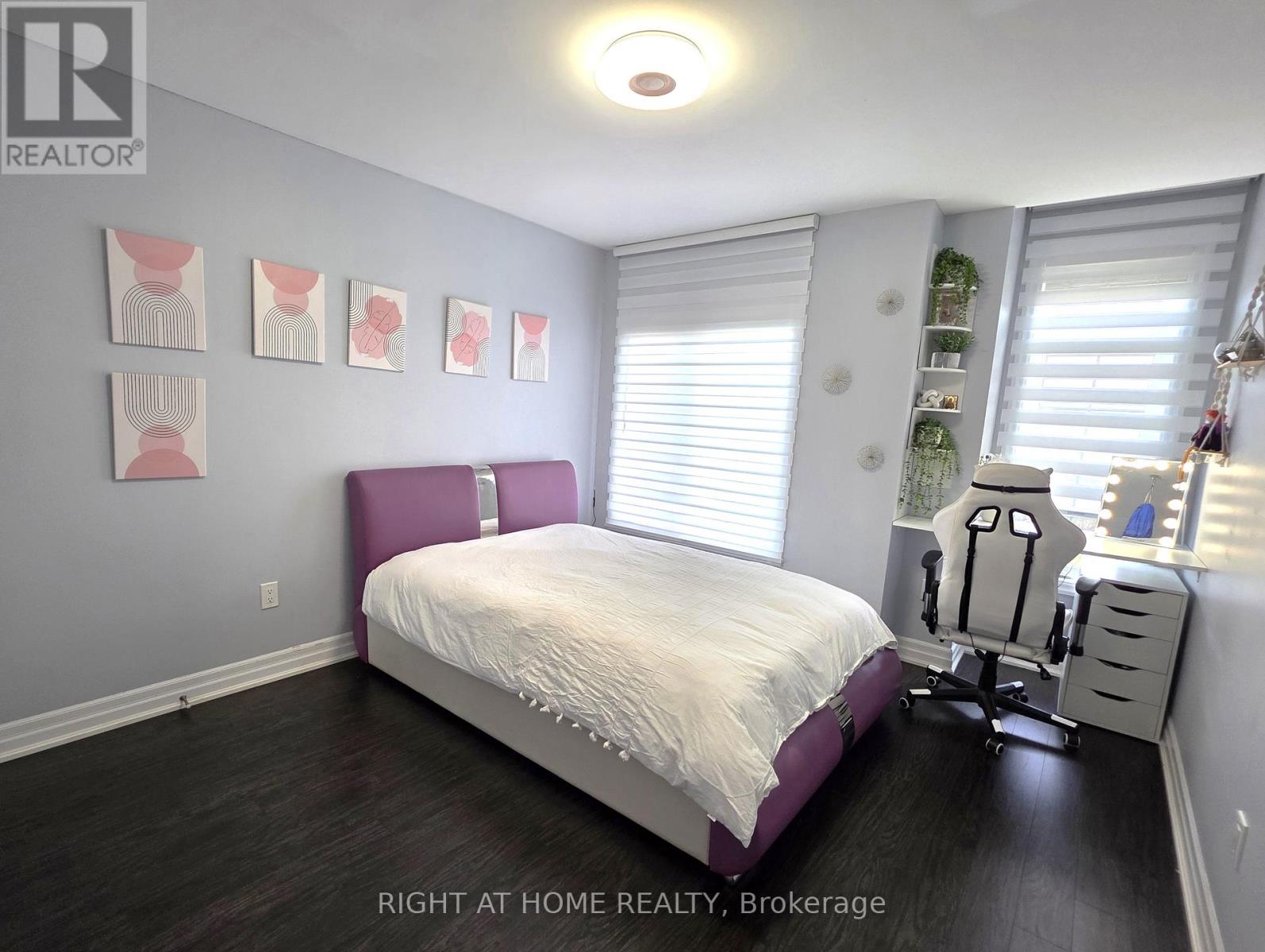 24 WELLS ORCHARD CRESCENT - 20