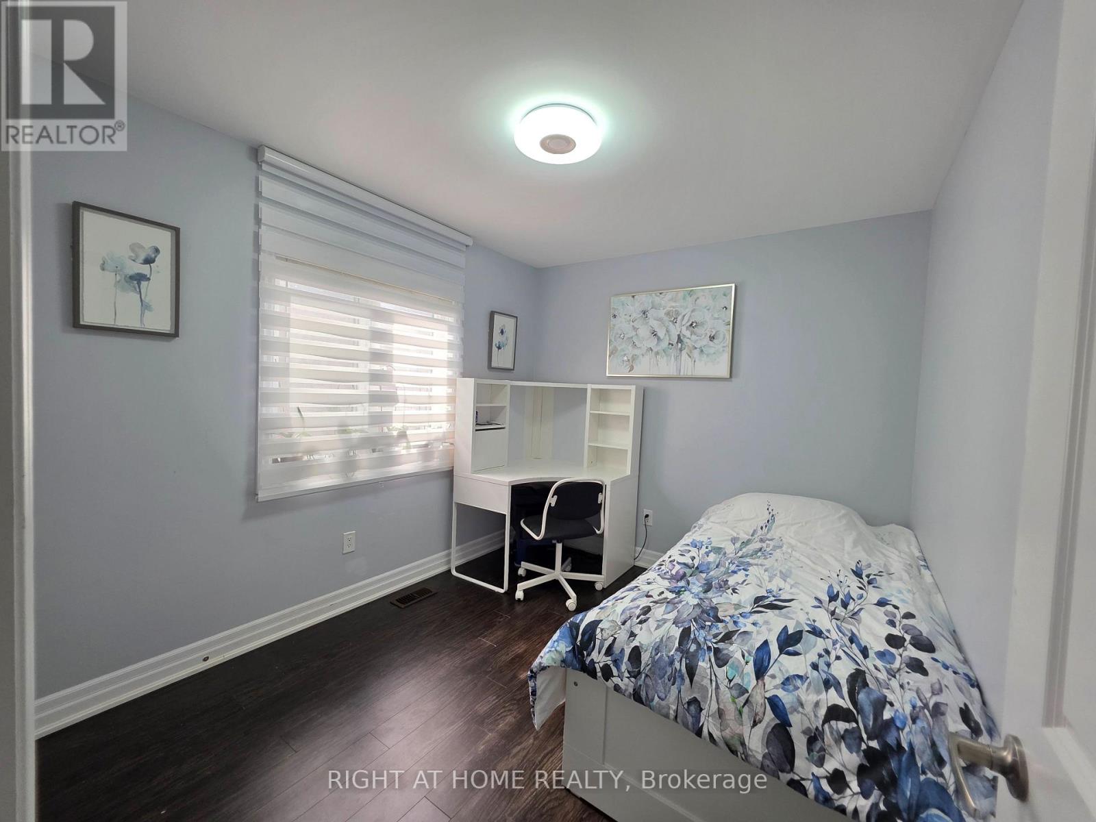24 WELLS ORCHARD CRESCENT - 22