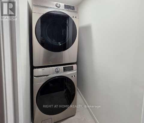 24 WELLS ORCHARD CRESCENT - 27