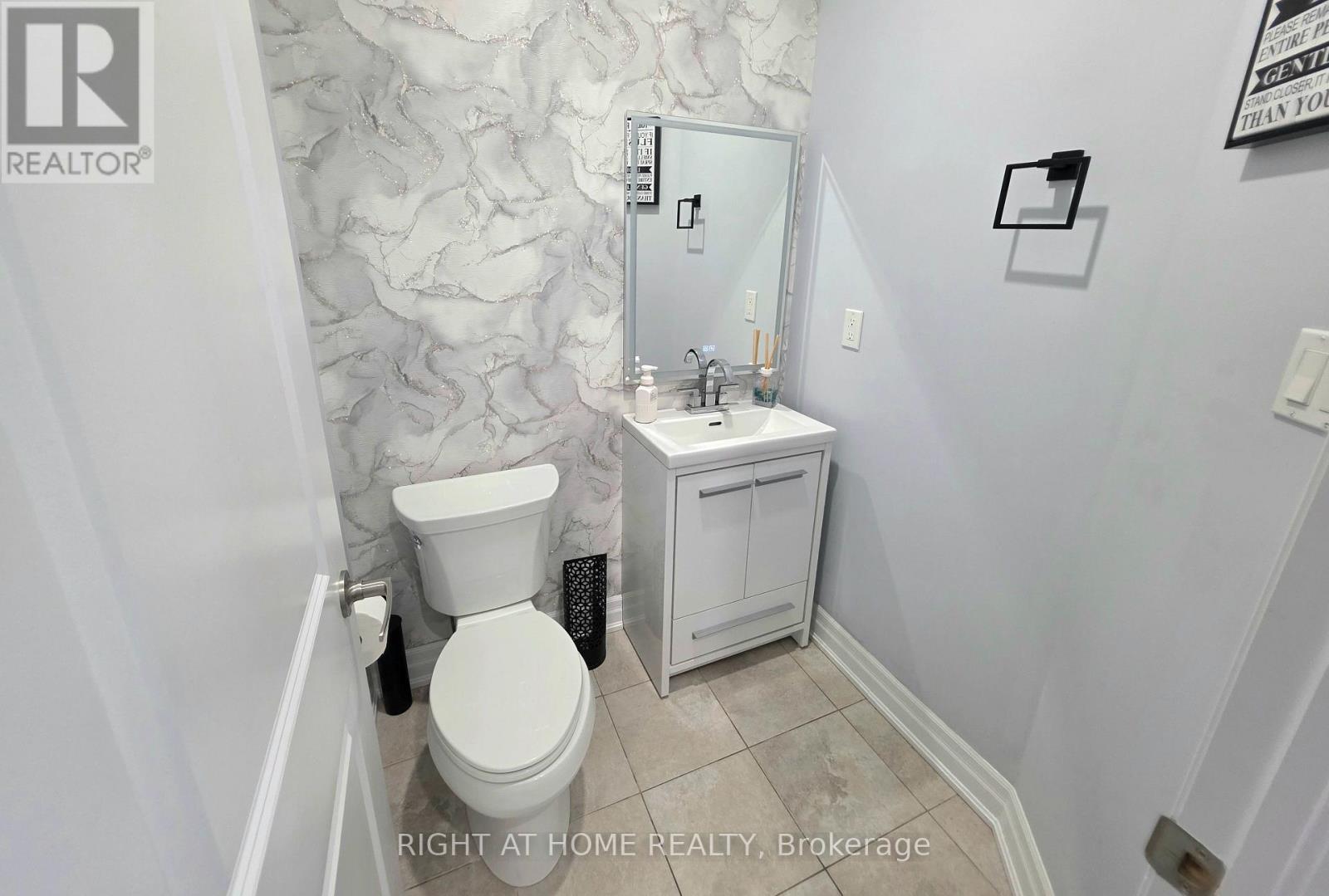 24 WELLS ORCHARD CRESCENT - 16