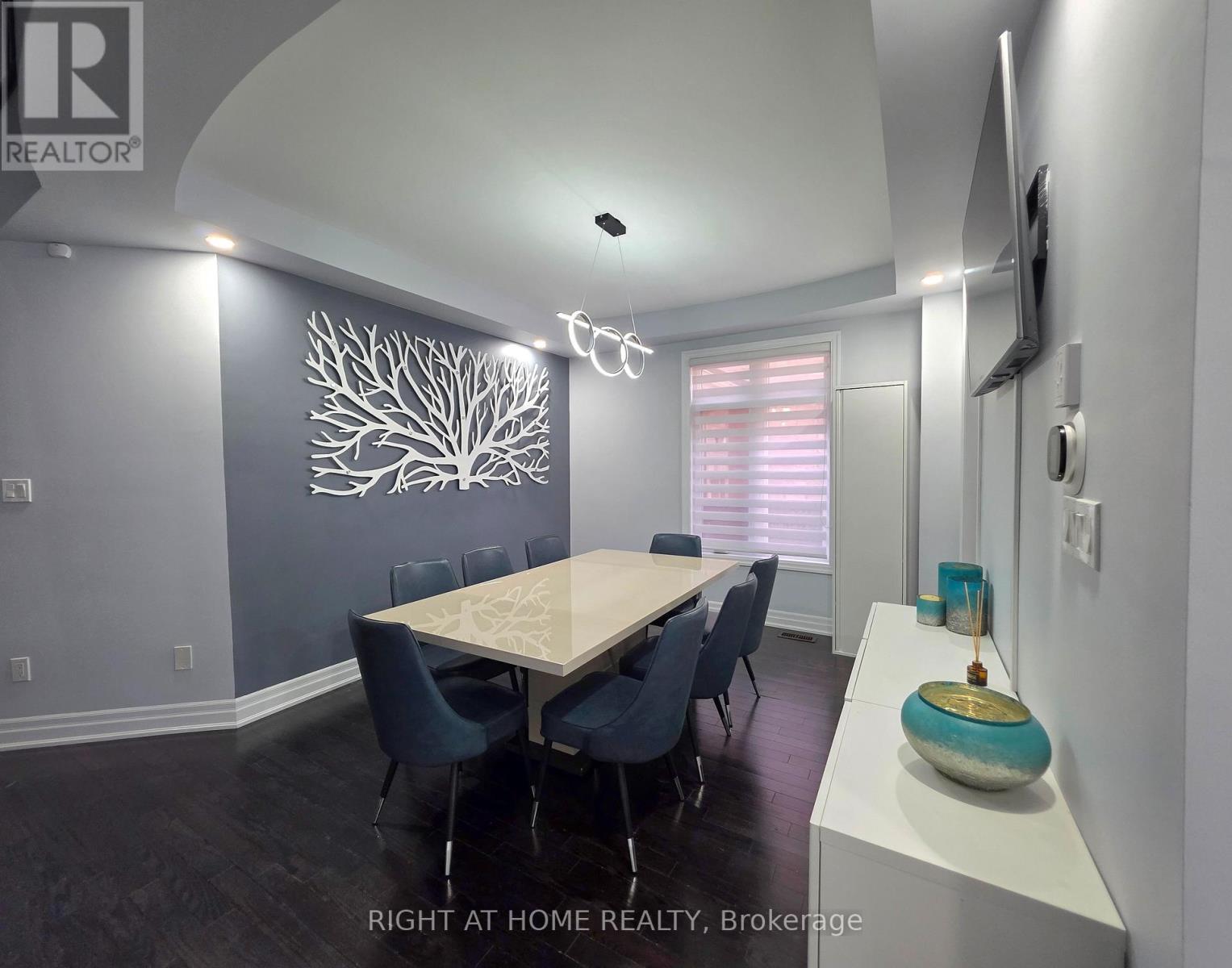 24 WELLS ORCHARD CRESCENT - 4