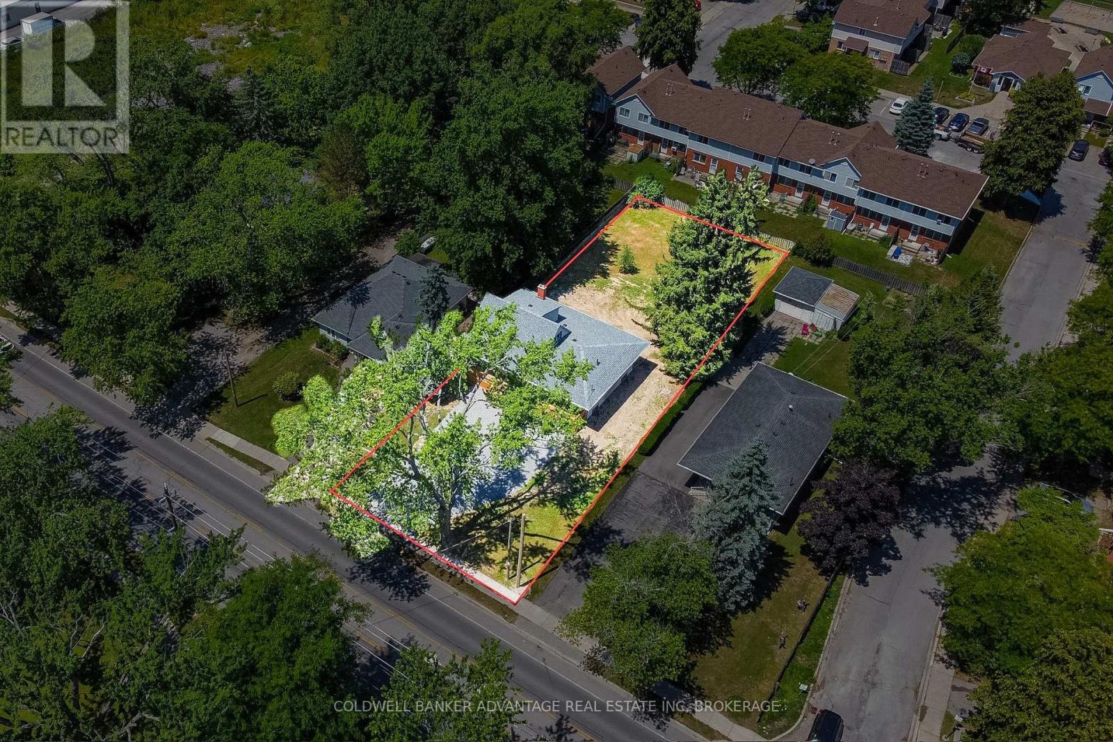 378 THOROLD ROAD - 3