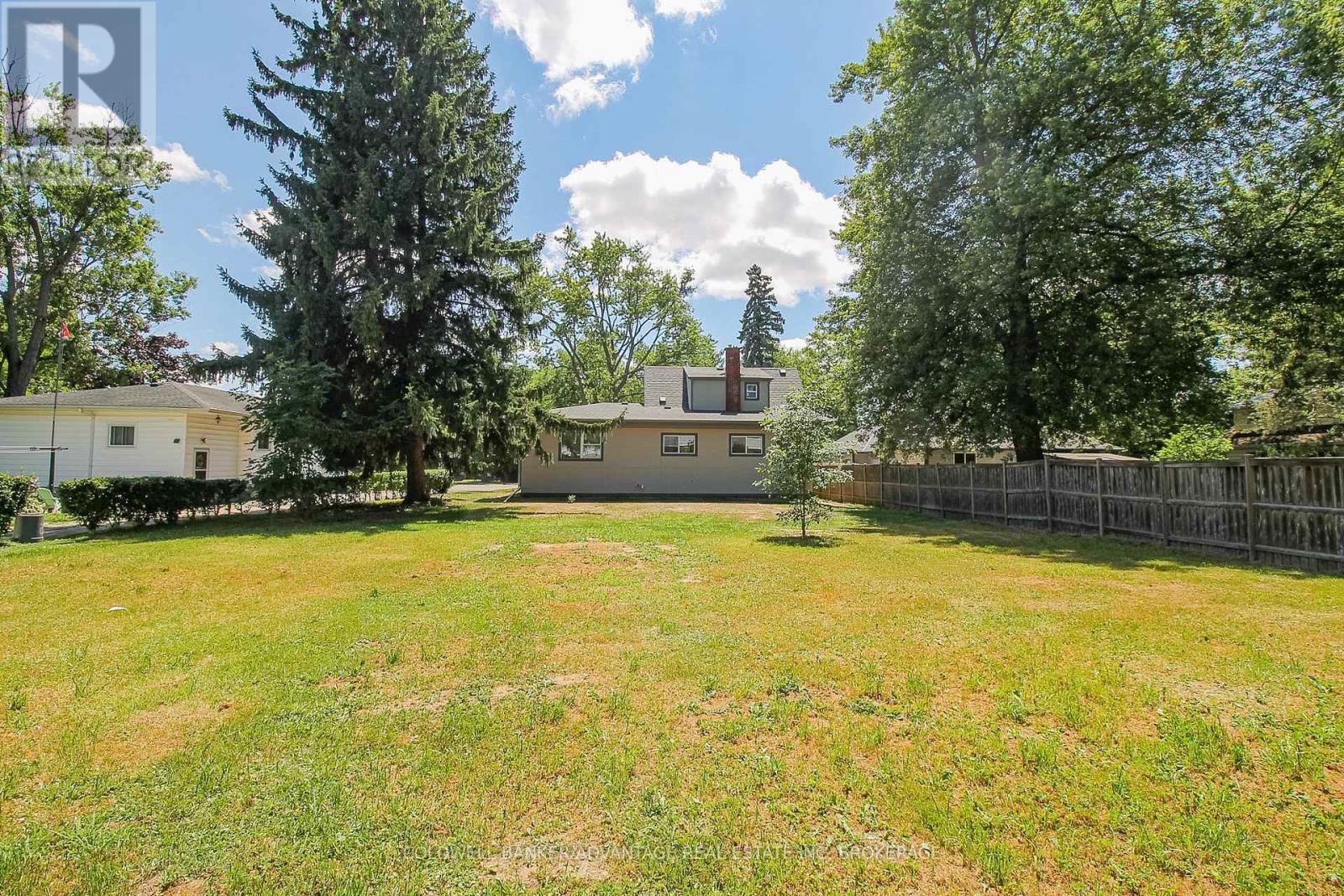 378 THOROLD ROAD - 35