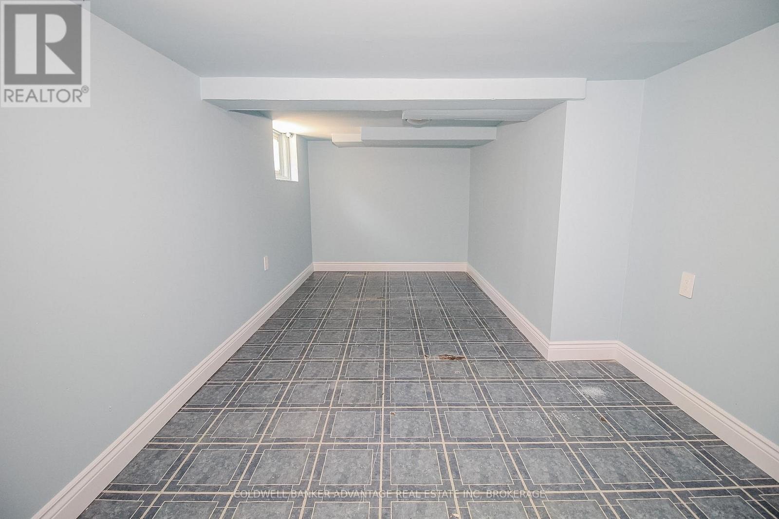 378 THOROLD ROAD - 31