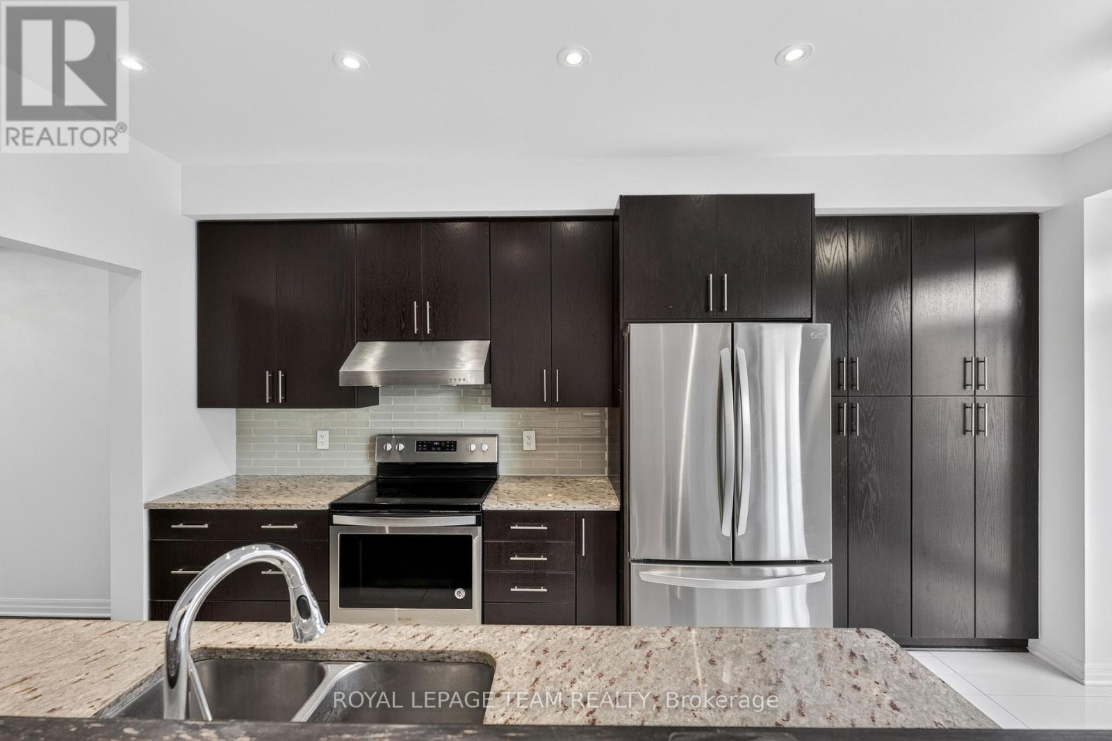 605 SUNBURST STREET - 15