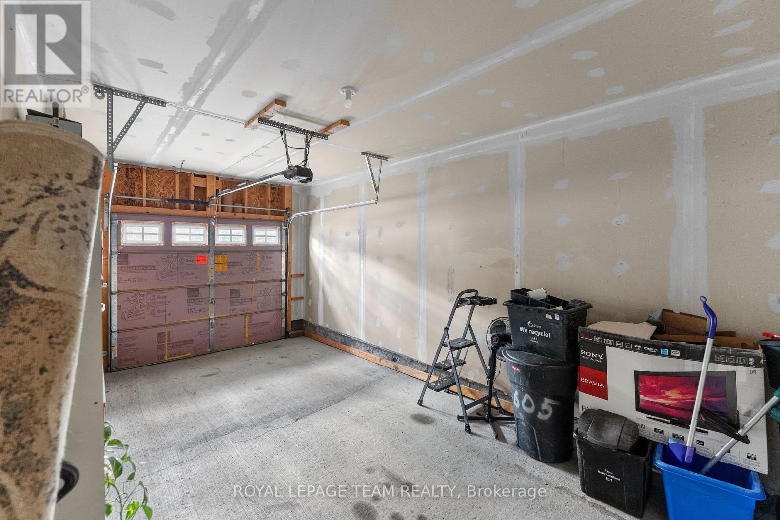 605 SUNBURST STREET - 38