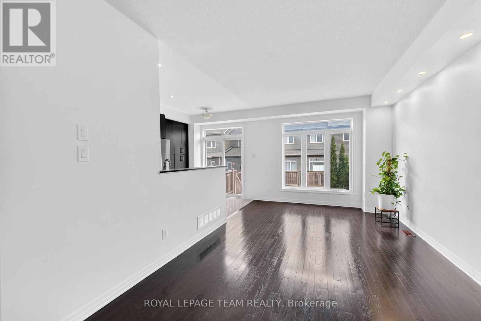 605 SUNBURST STREET - 9