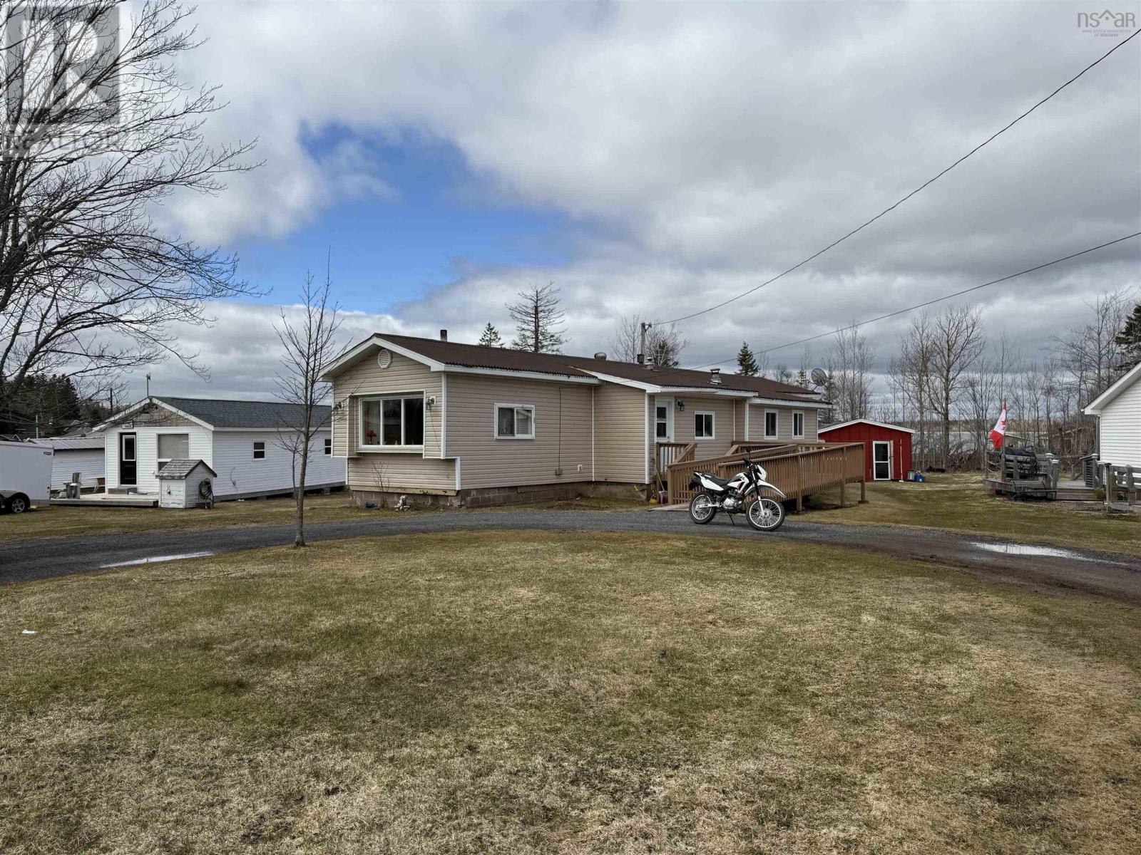 21 Jackson Point Road - 1