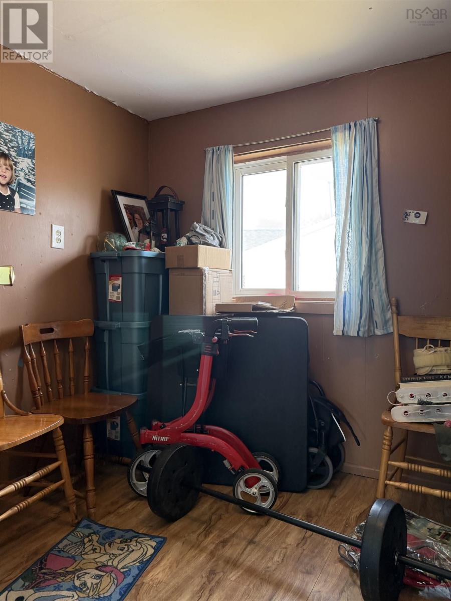 21 Jackson Point Road - 18