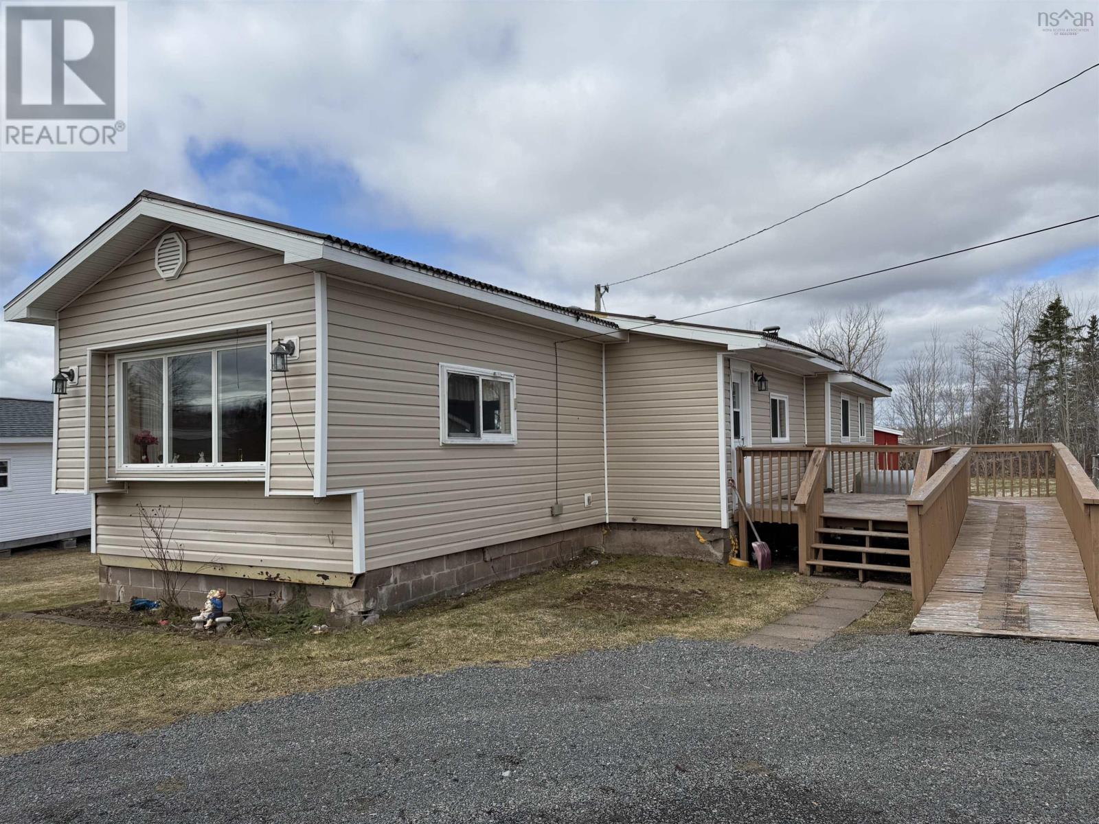 21 Jackson Point Road - 2