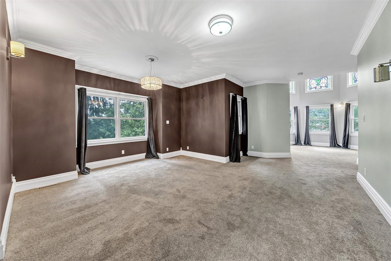 9 Bed, 6 Bath House for Sale in Surrey – 6354 184 STREET, Surrey – MLS# R3132715 - Image 22