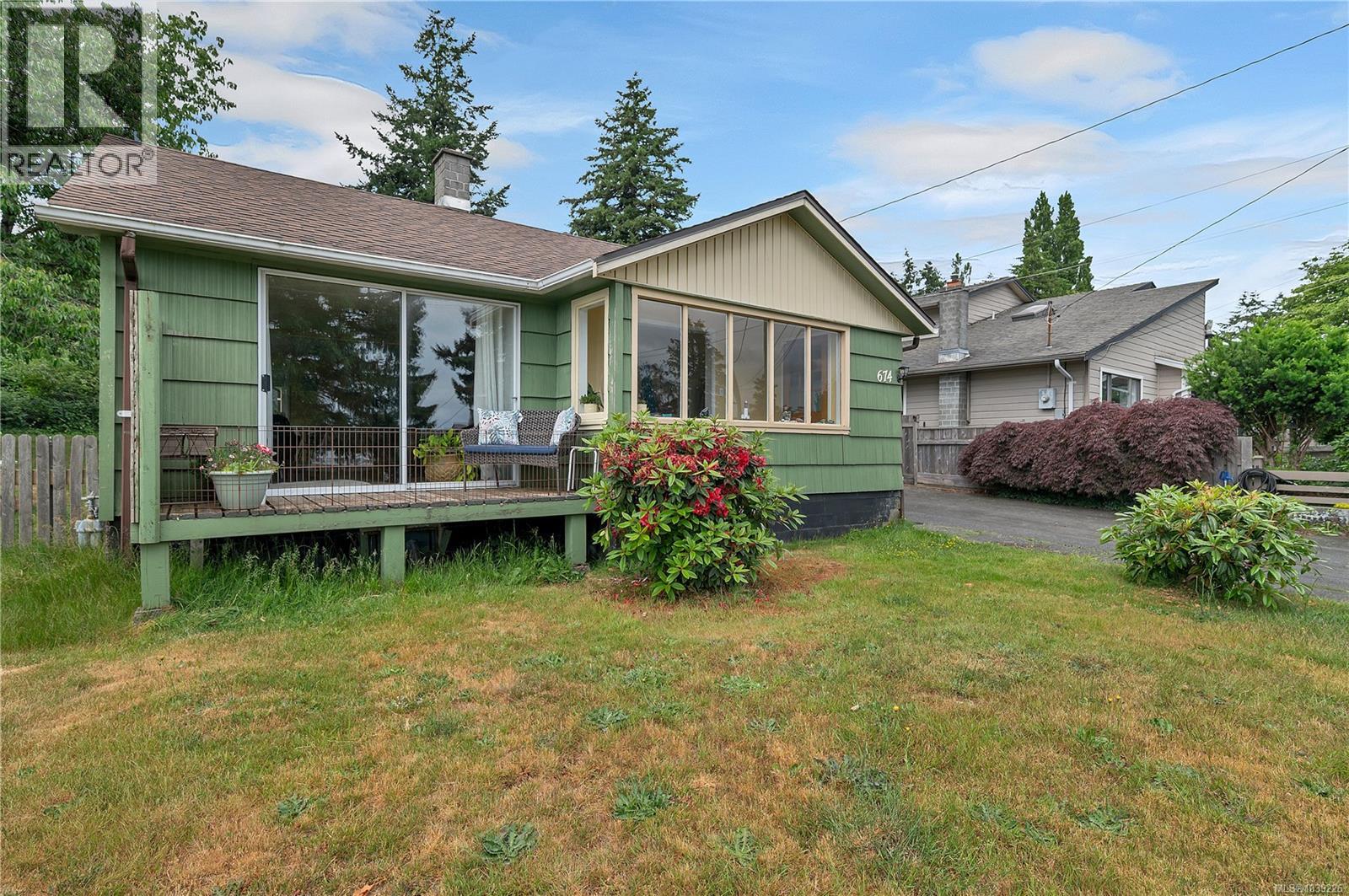 674 Thulin St - 2