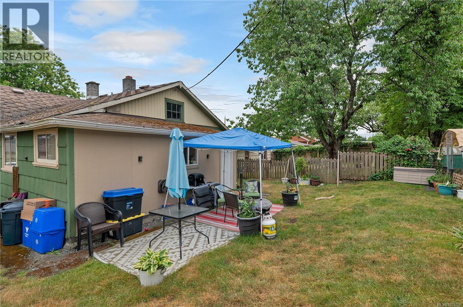 674 Thulin St - 31