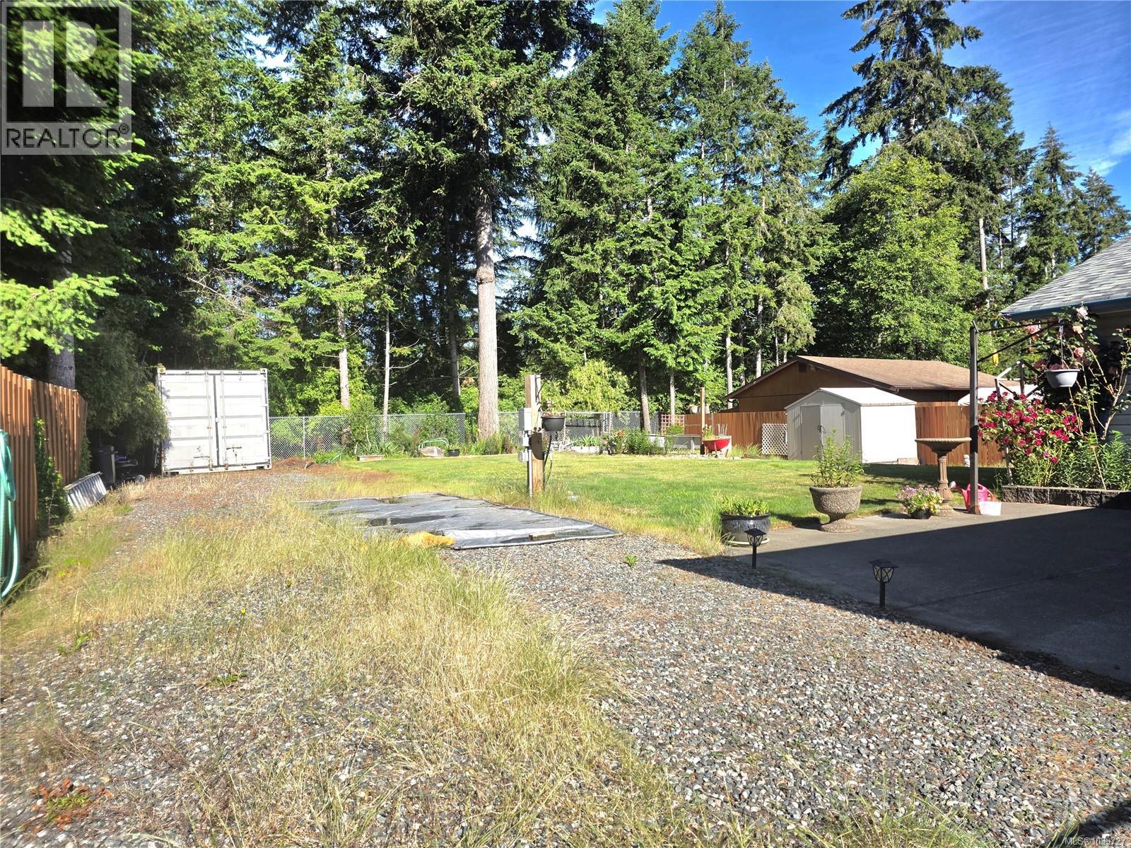 8955 McLarey Ave - 16