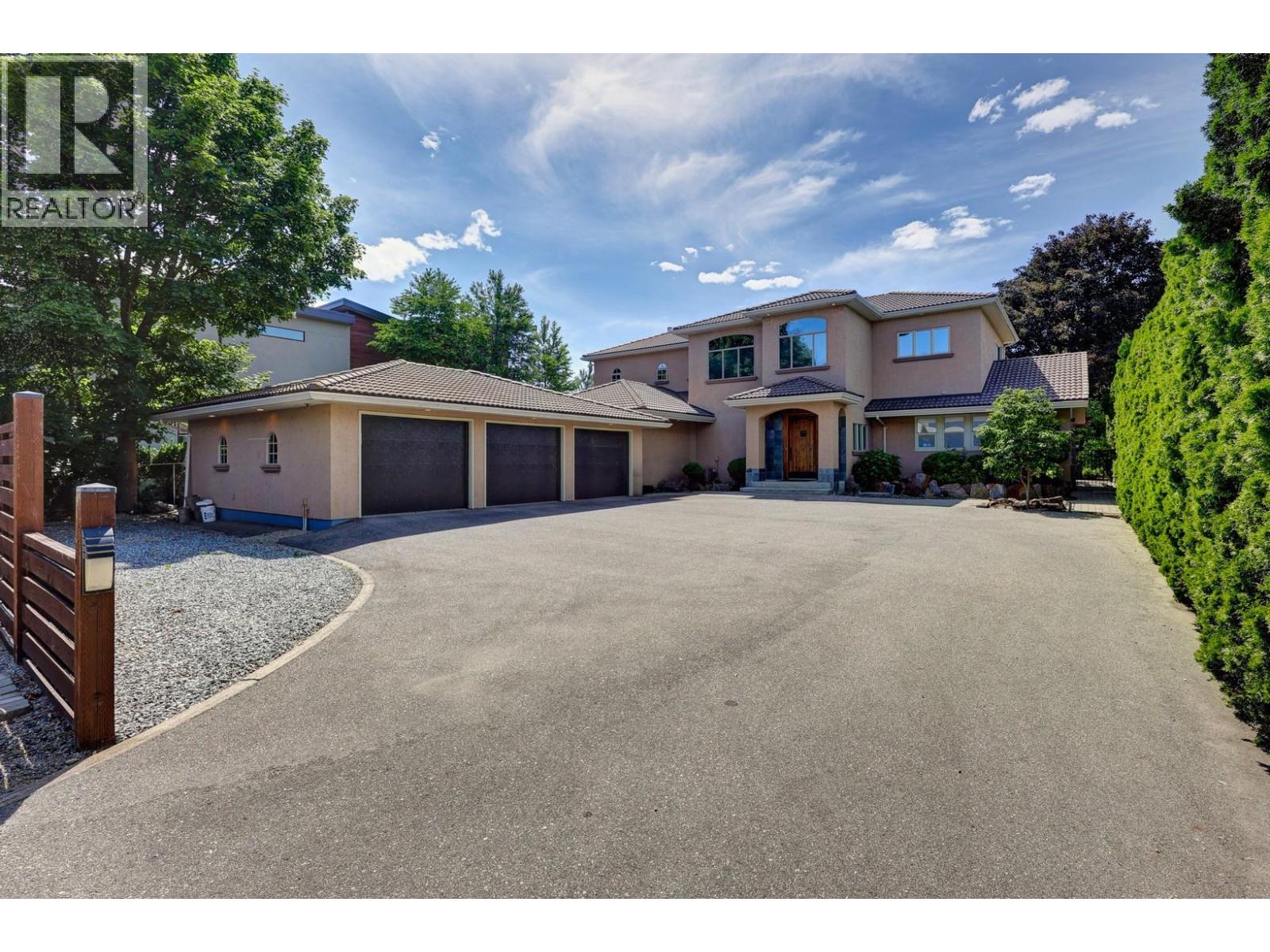 2420 Abbott Street, Kelowna
