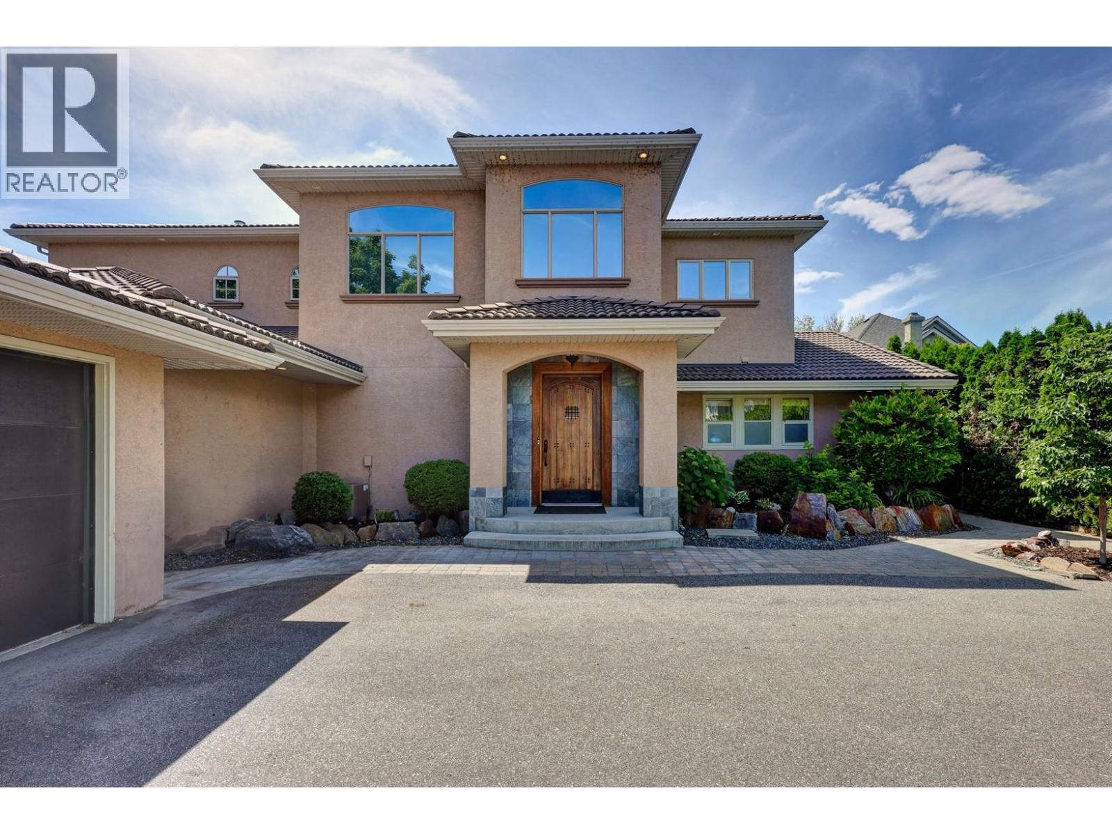 2420 Abbott Street, Kelowna