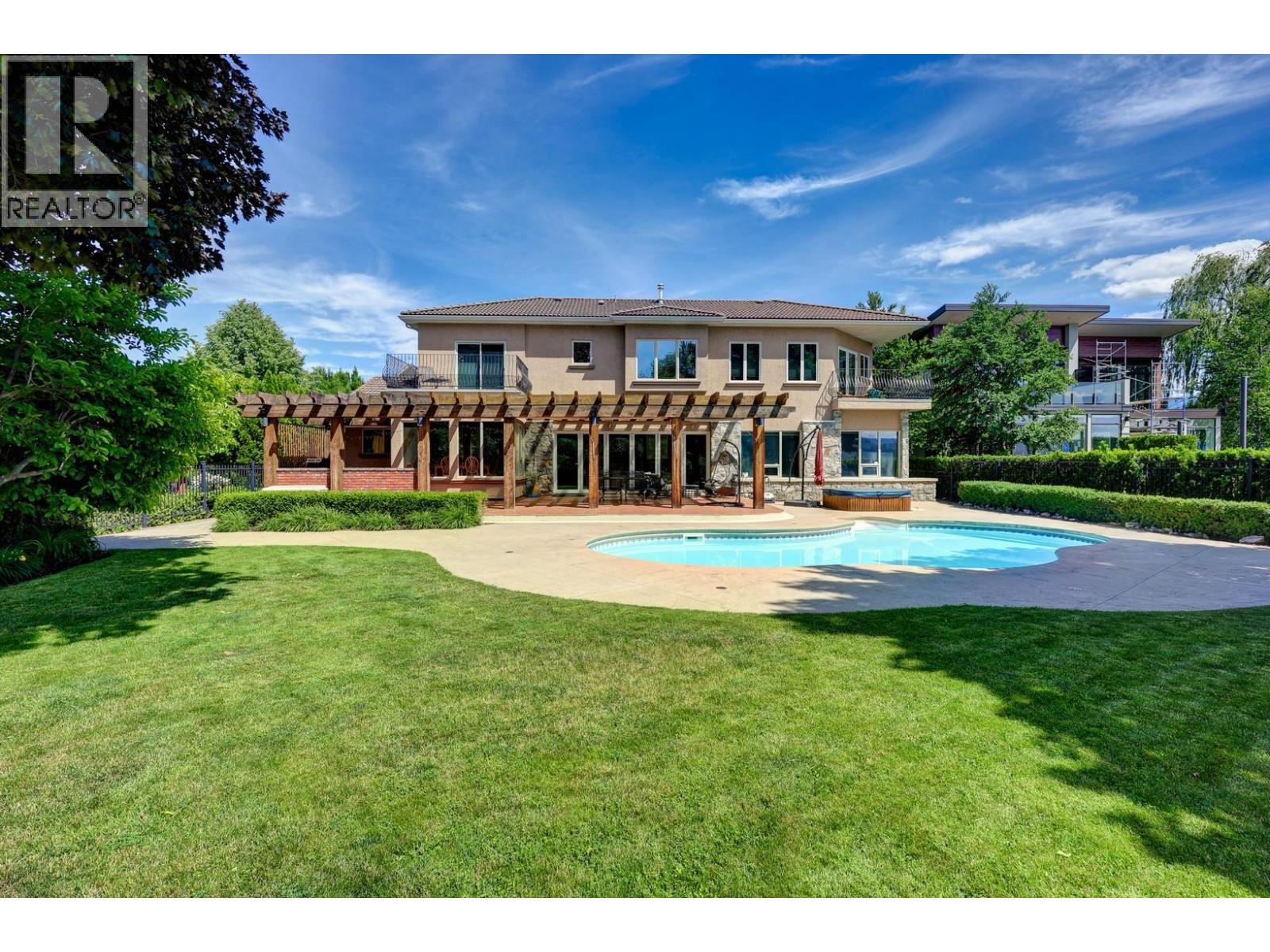2420 Abbott Street, Kelowna