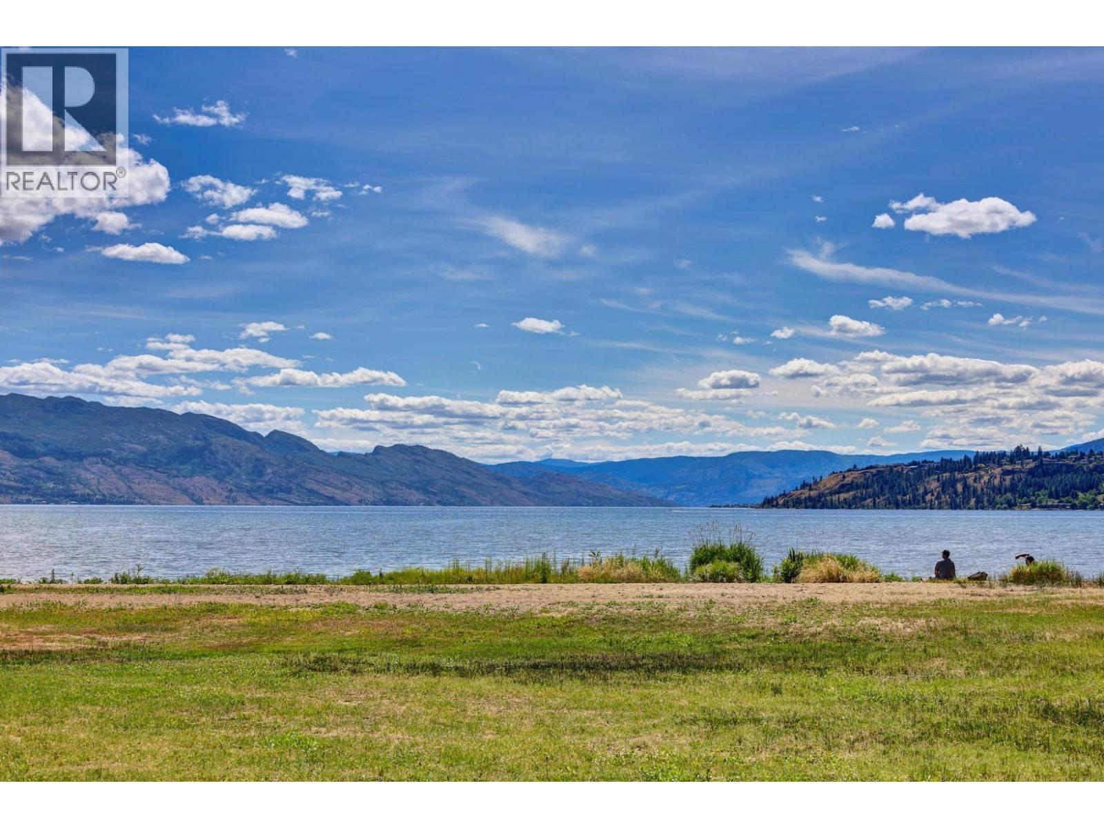 2420 Abbott Street, Kelowna