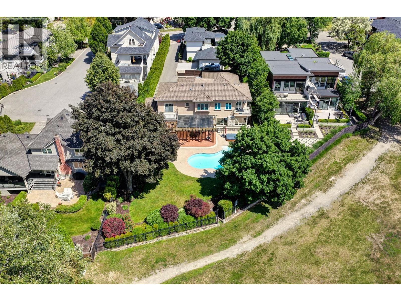 2420 Abbott Street, Kelowna