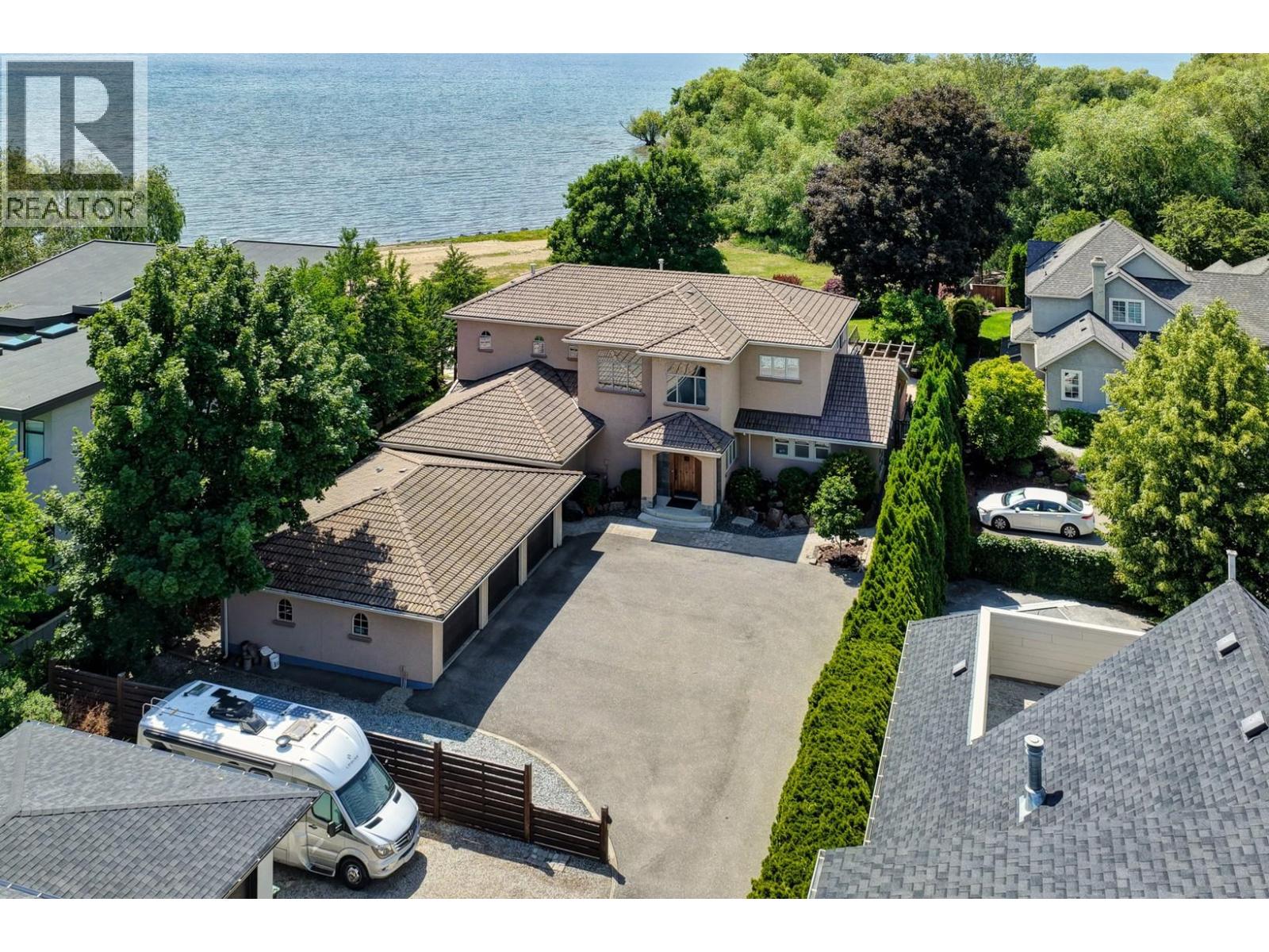 2420 Abbott Street, Kelowna