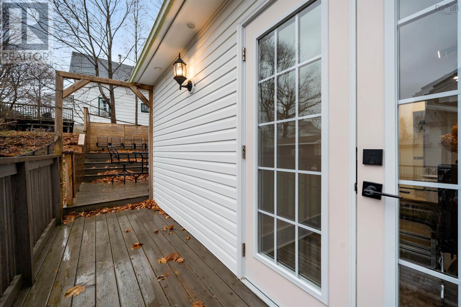 140 Maple Avenue - 44