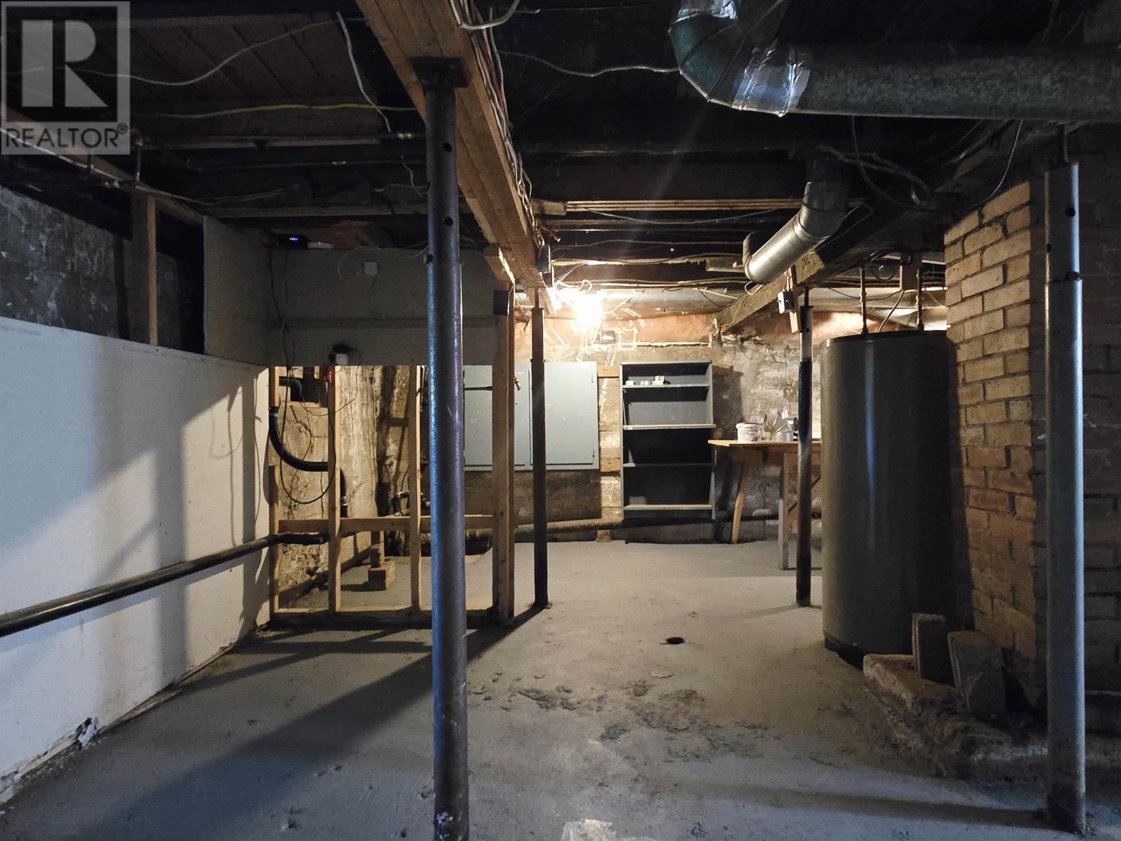 Property 23 of 39 of 337 Tremont Street