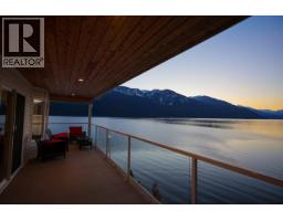 2pc Bathroom - 819 Silver Cove Drive, Silverton, BC V0G1S0 Photo 7