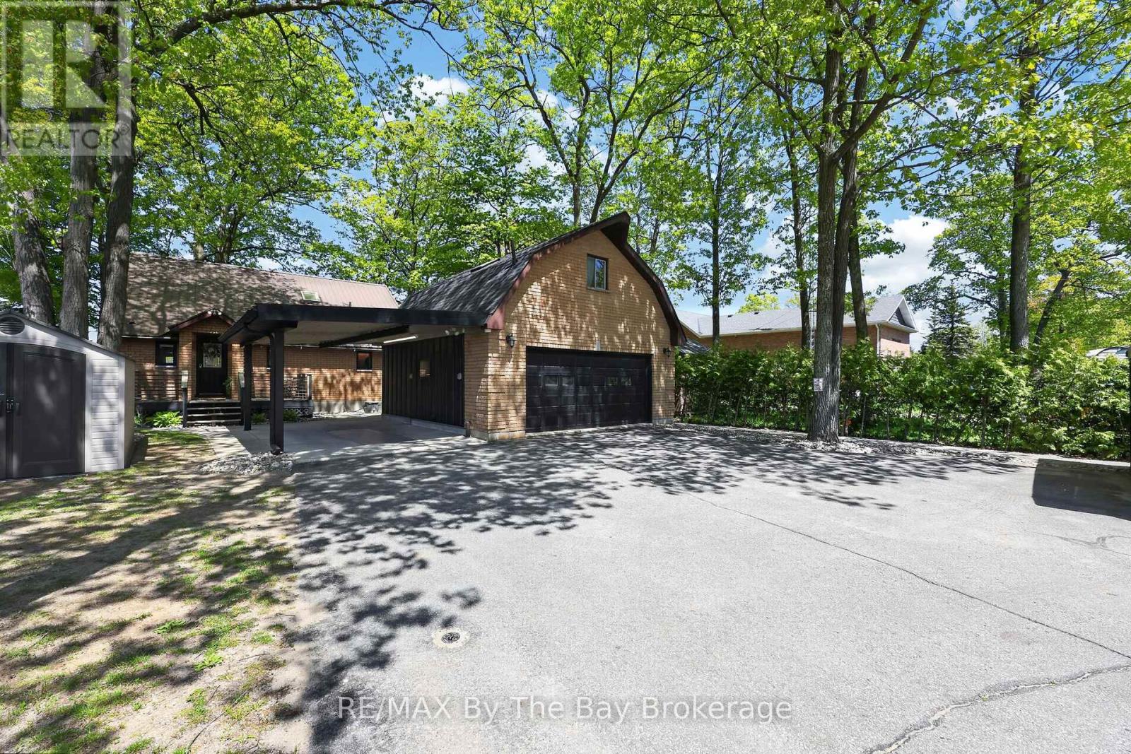 1416 RIVER ROAD W - 45