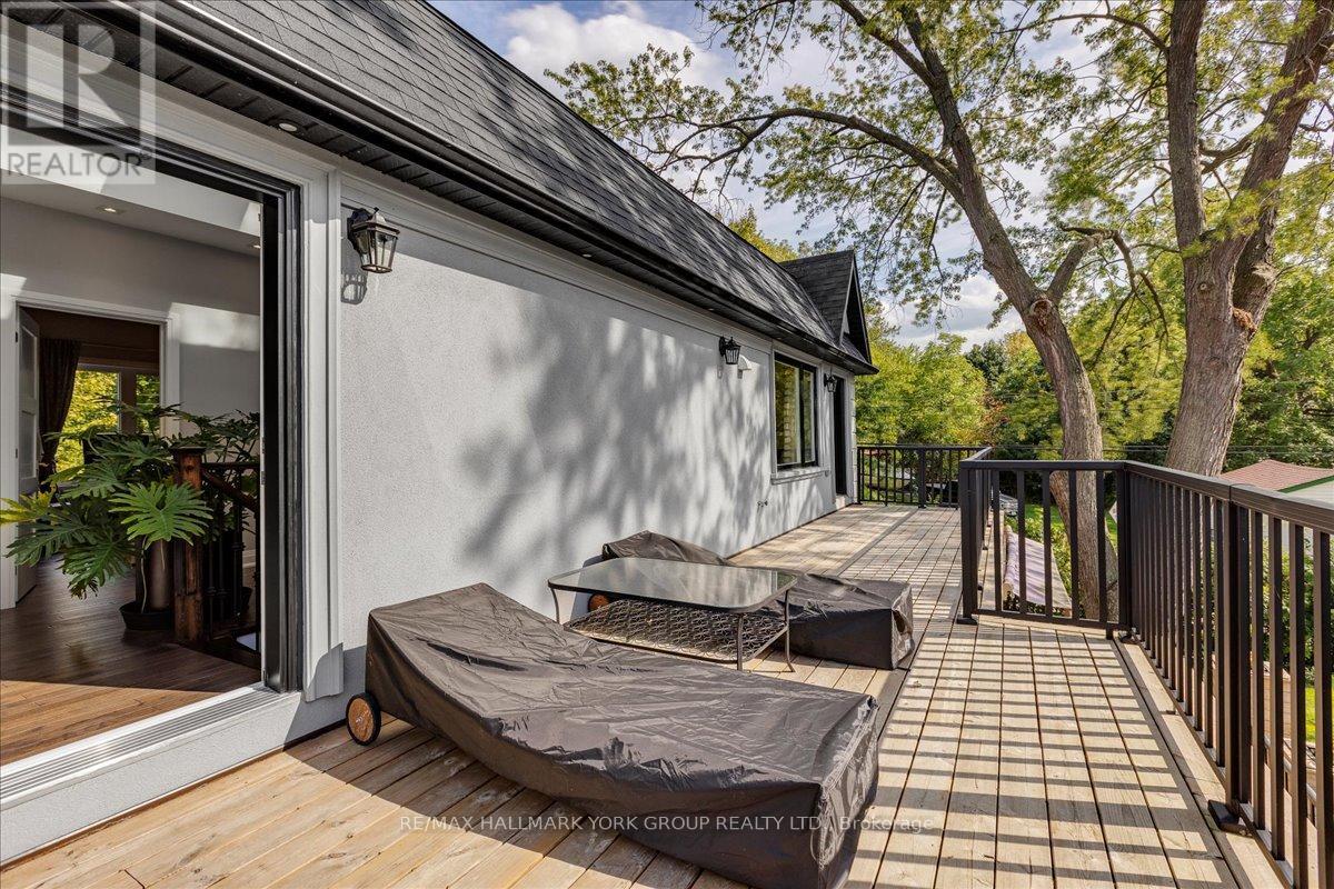 181 BOWLING GREEN ROAD - 34