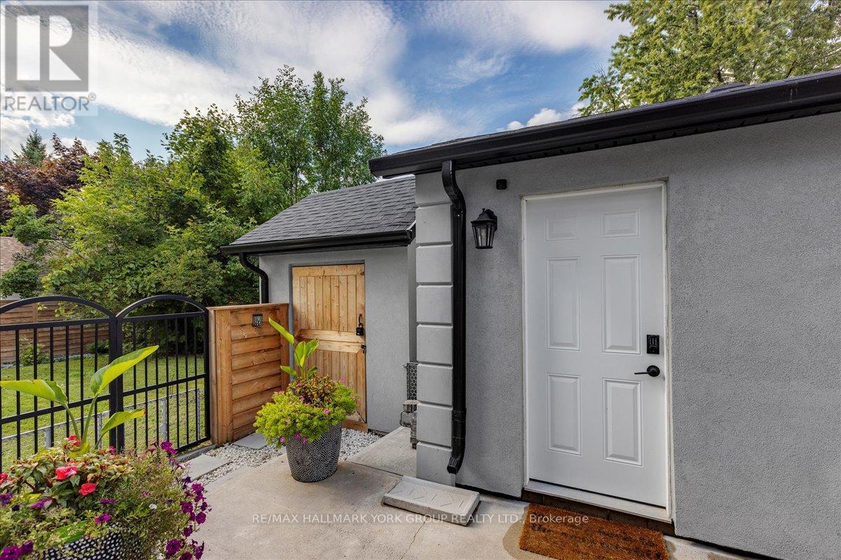 181 BOWLING GREEN ROAD - 44