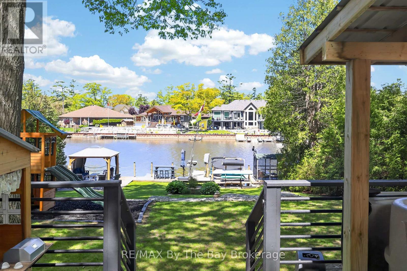 1416 RIVER ROAD W - 34