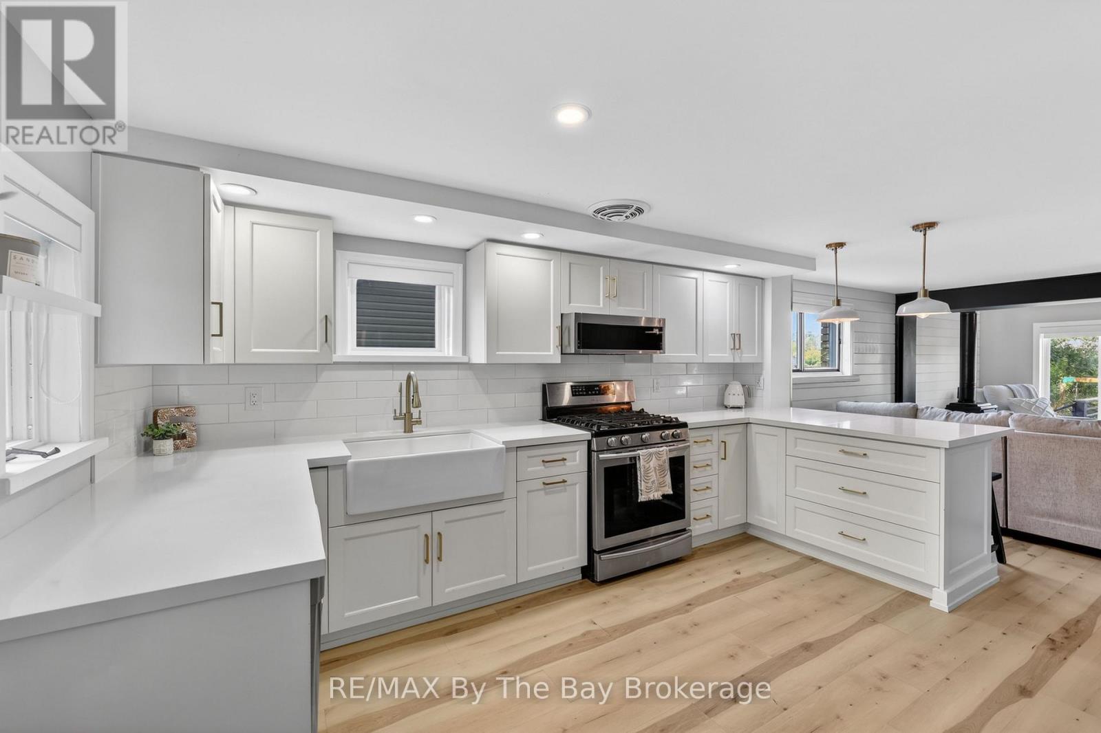 1416 RIVER ROAD W - 7