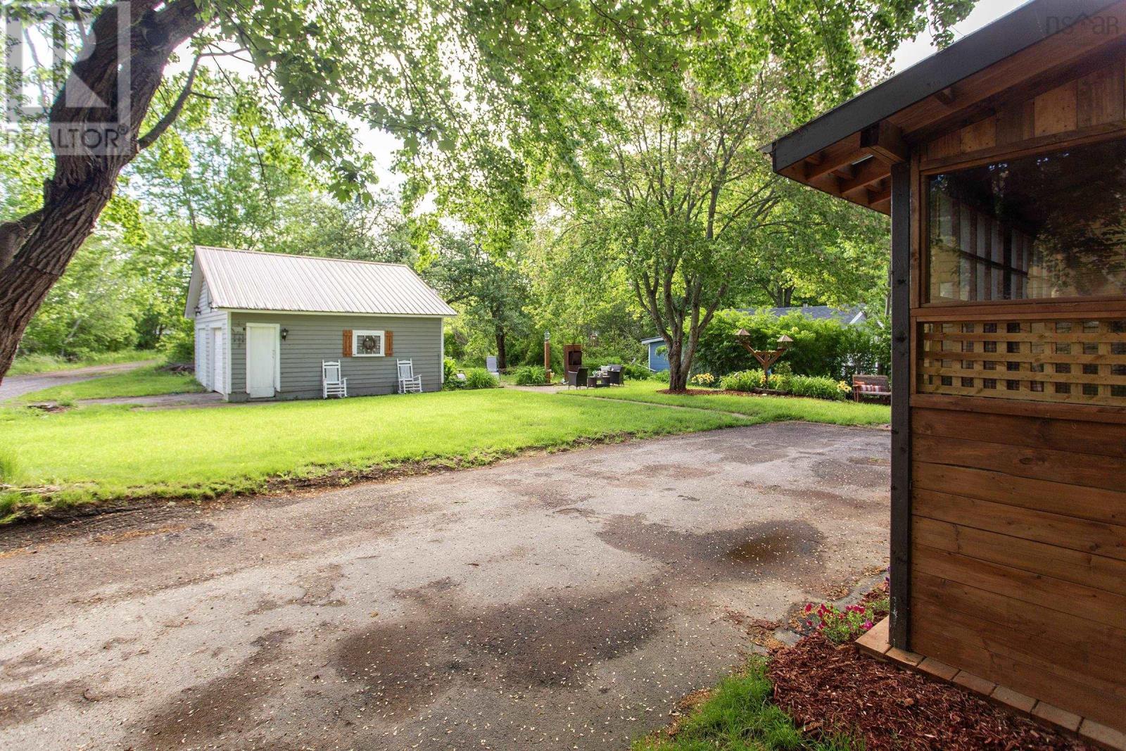 1420 Park Road - 3