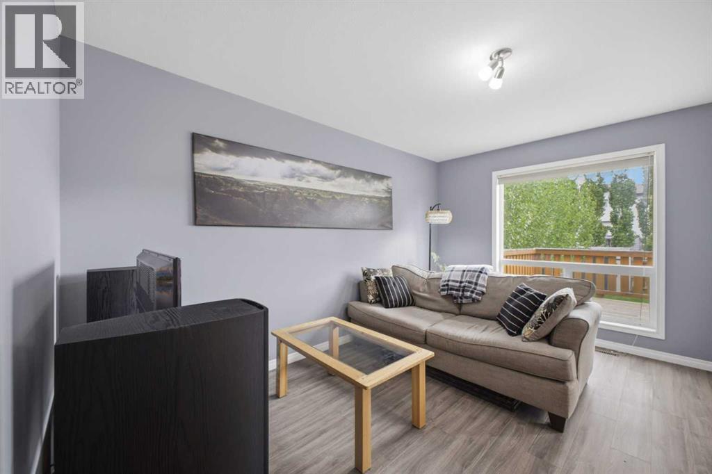 44 Arthur Close — photo 7